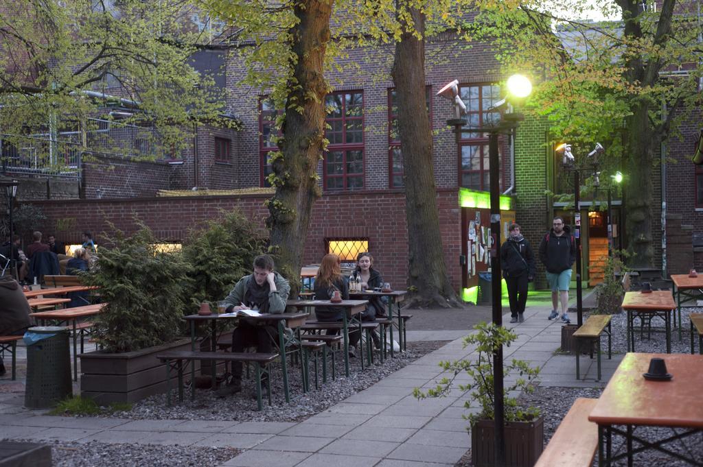 Subraum Hostel Rostock Exterior photo